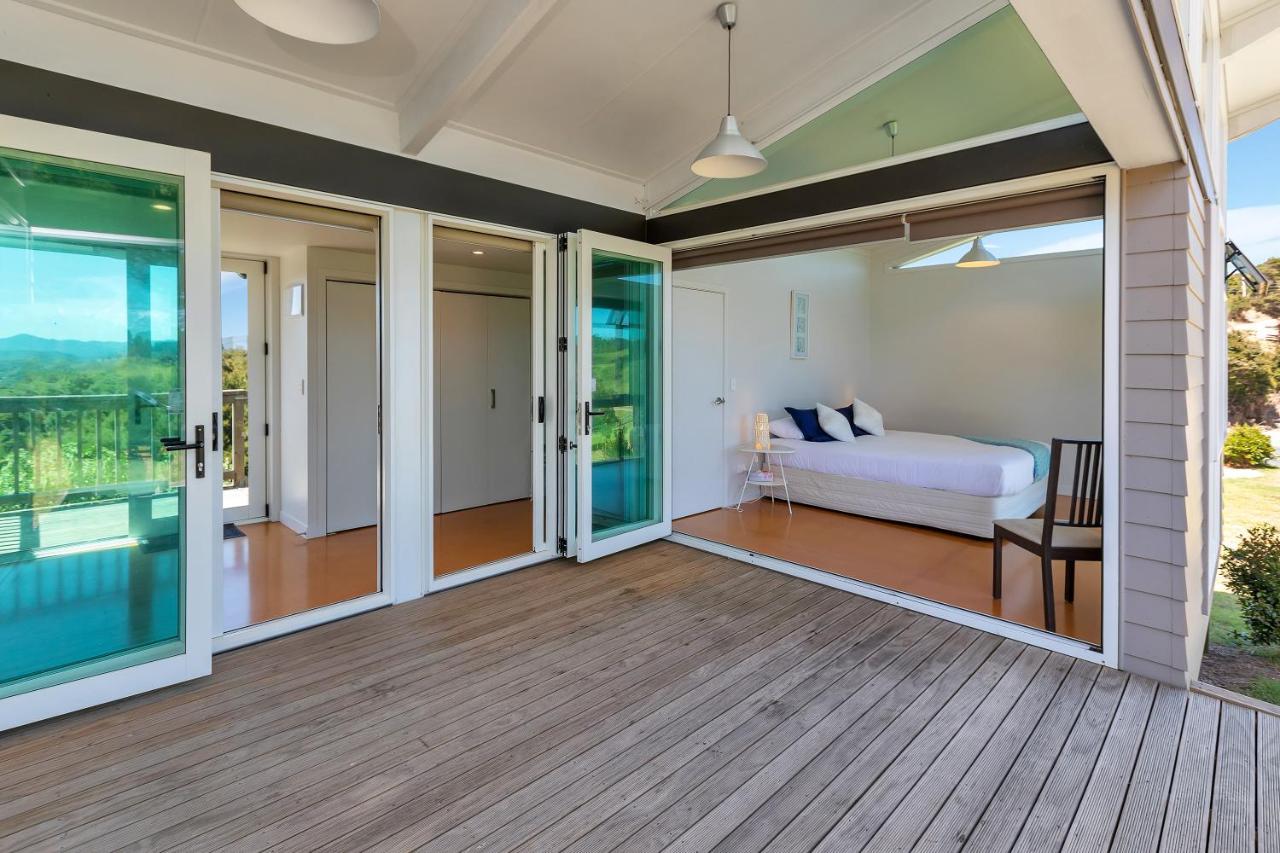 Paroa Bay Chalets - Te Whare Tui راسيل المظهر الخارجي الصورة
