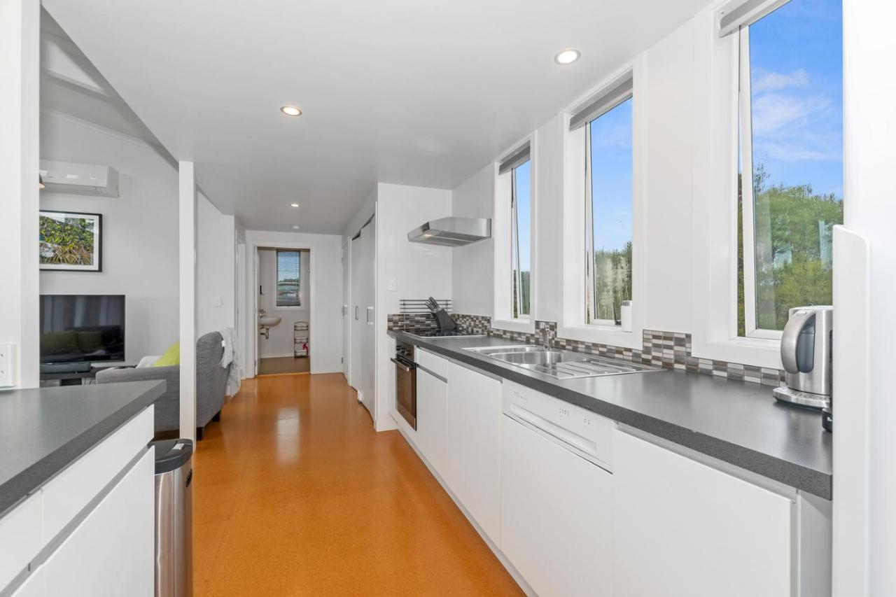 Paroa Bay Chalets - Te Whare Tui راسيل المظهر الخارجي الصورة